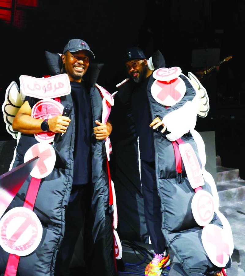 


مطربا «ميامي» 