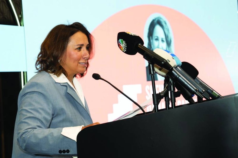 


الشيخة أدانا الناصر ملقية كلمتها 