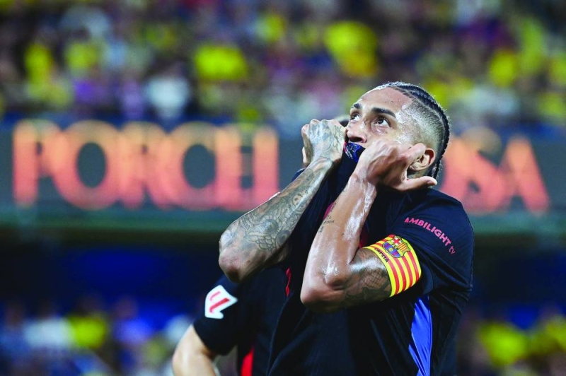


البرازيلي رافينيا يقدم مستويات متطورة مع برشلونة بقيادة فليك		(أ ف ب) 