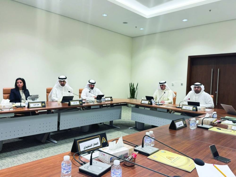 اجتماع اللجنة المالية والقانونية في المجلس البلدي