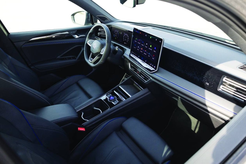 


مقصورة تجمع الفخامة والتقنية 