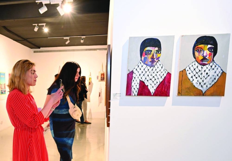 


الاطلاع على بعض اللوحات الفنية 