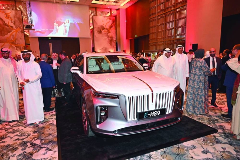 إحدى السيارات الصينية المعروضة بالحفل 