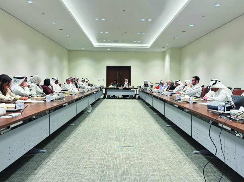 جانب من اجتماع اللجنة البيئية في المجلس البلدي