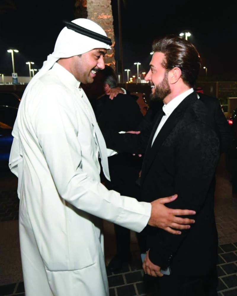 


المهندس والهندي في حفل سابق 