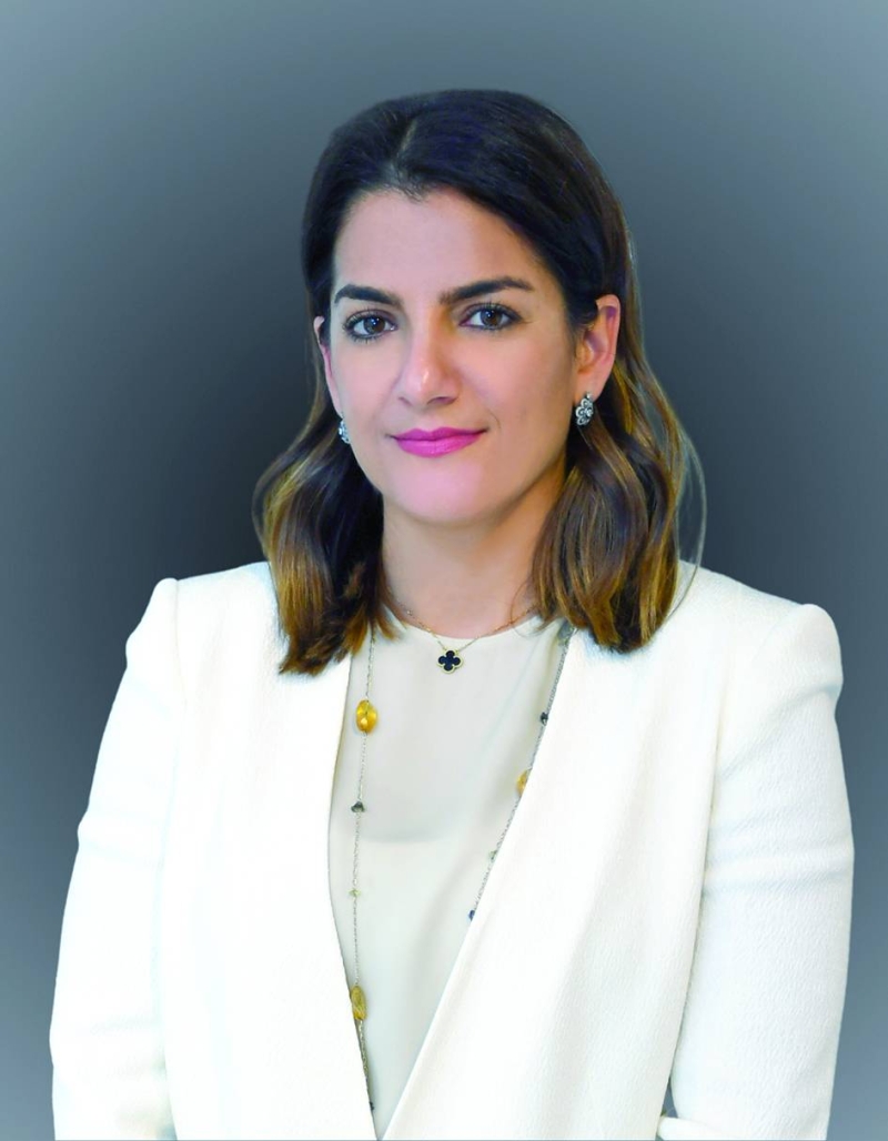 


نادية عقيل 