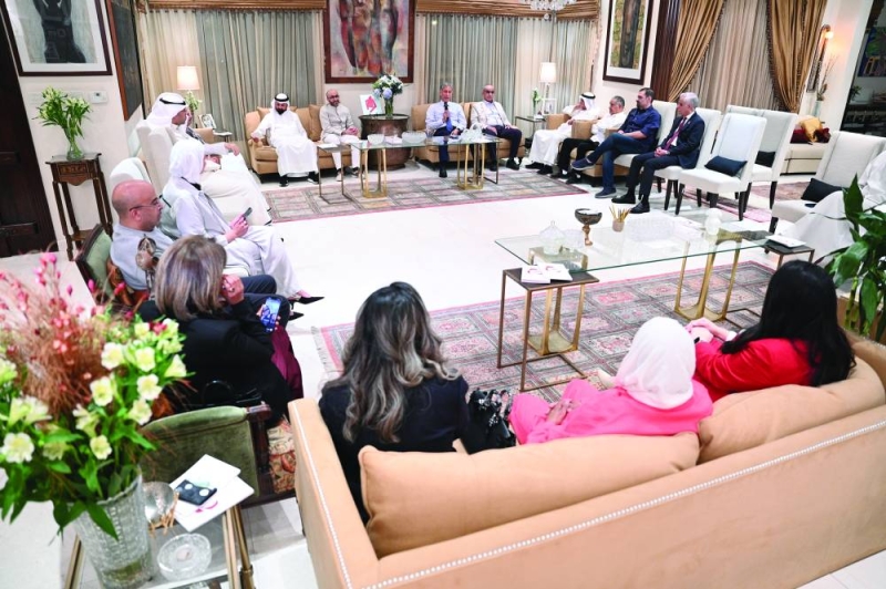 من أجواء الندوة 