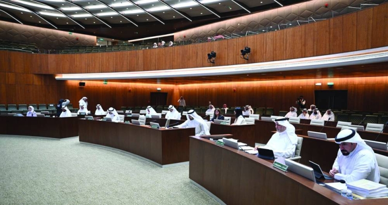 جانب من جلسة المجلس البلدي التي عقدت يوم أمس 