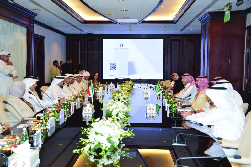 من الاجتماع المشترك بين ممثلي «السكنية» وهيئة تنمية الصادرات السعودية 