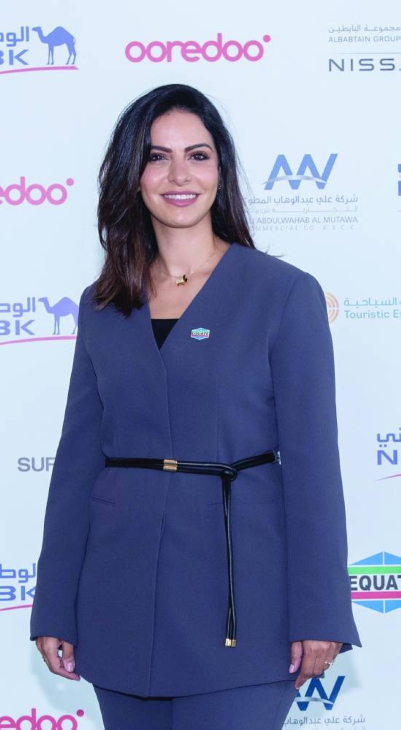 


لولوة المنيفي 