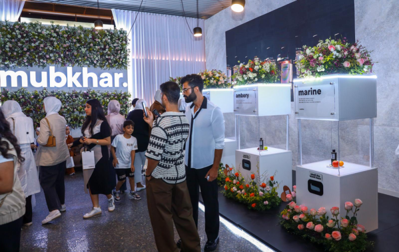 


جانب من فعالية «مبخر» في مول 360 