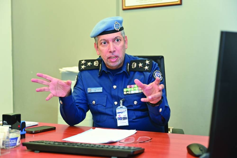 العميد أنور الحجي (تصوير أسعد عبدالله)