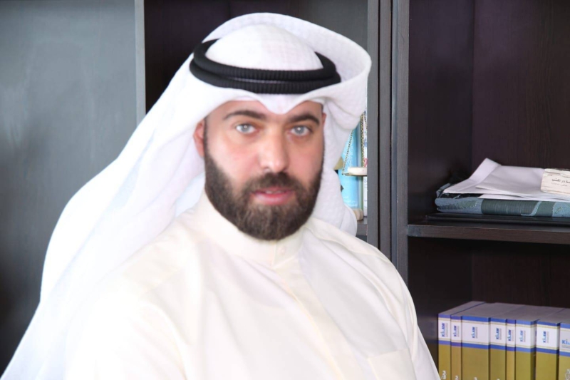  المحامي عمر القناعي