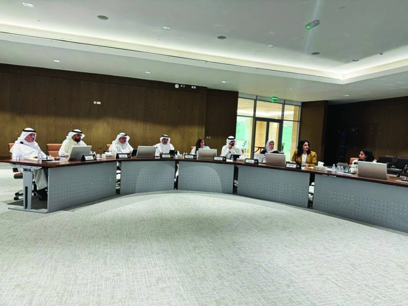 جانب من اجتماع اللجنة الفنية للمجلس البلدي 