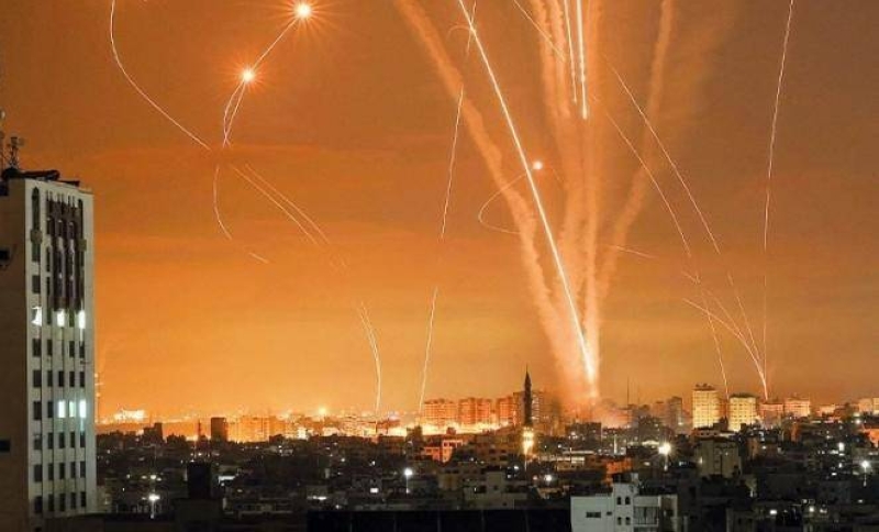صواريخ إيرانية سقطت على تل أبيب خلال هجوم أكتوبر