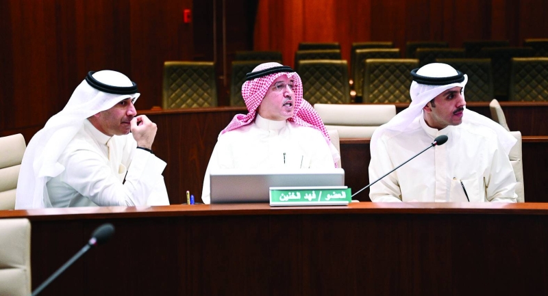 وليد الدغر وفهد الخنين وسعود الكندري 