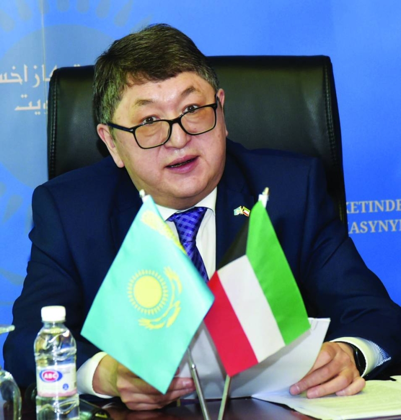 السفير عظمات بيرديباي 