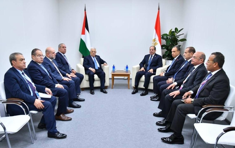 محادثات بين السيسي وعباس في قازان