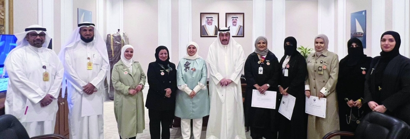 


الحمود متوسطاً أعضاء مشروع «أتمنى» 