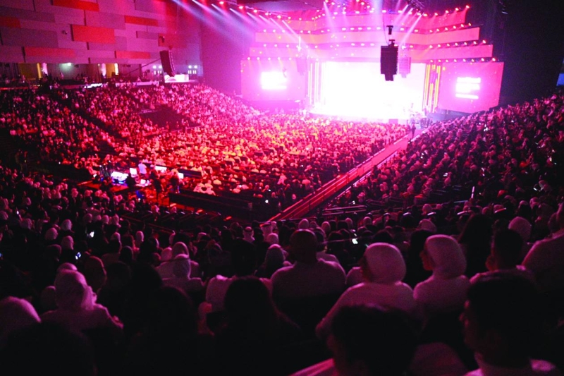 


جمهور مكتمل العدد في «أرينا 360 مول» 