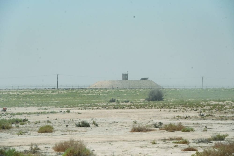 سور من السلك الشائك (تصوير نايف العقلة)