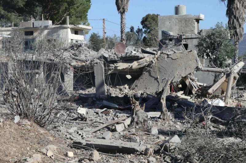 أضرار غارة على بلدة مرجعيون جنوب لبنان (أ ف ب)