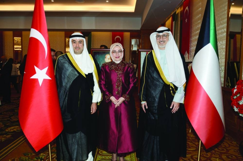 العجيل ومعرفي يهنئان السفيرة التركية