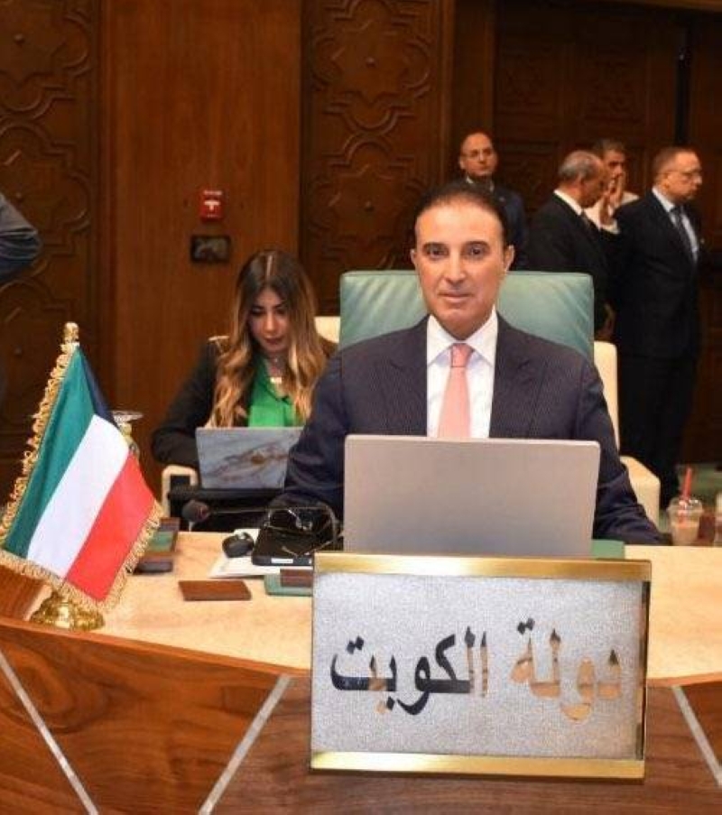 


السفير طلال المطيري 