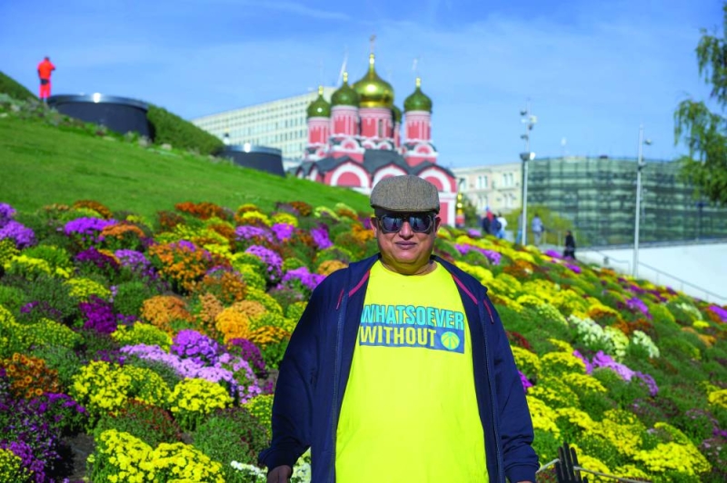 


الزميل خالد الشرقاوي في حديقة زاريادي 