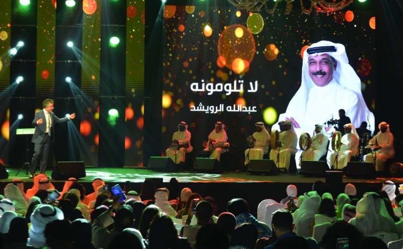 


أحمد العود في افتتاحية الحفل الغنائي 