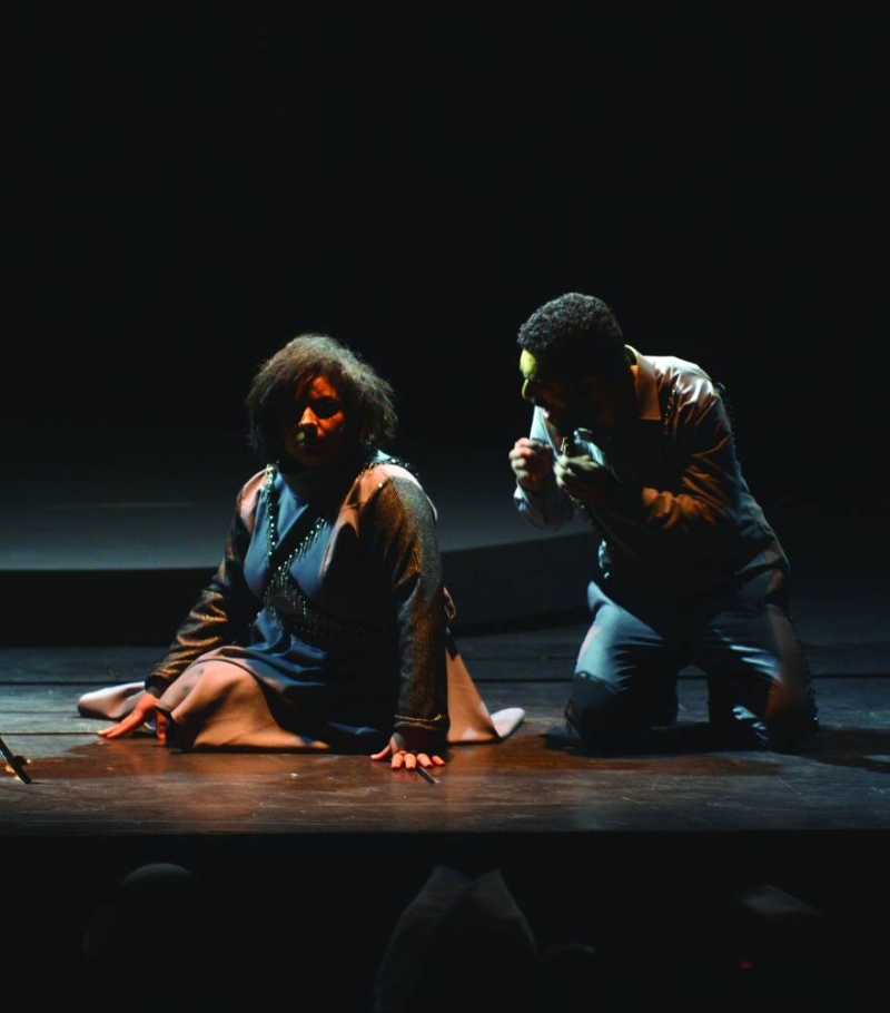 من العرض المسرحي (تصوير سعود سالم)