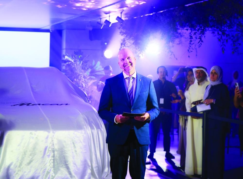 


مدير العلامة التجارية – مركز بورشه الكويت ماريو فون غلان 