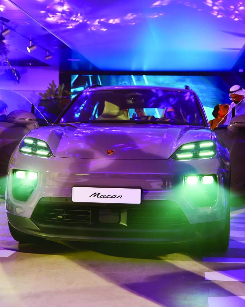 


«مَكان» الجديدة الكهربائية بالكامل تتألق بلونها البروفينس 