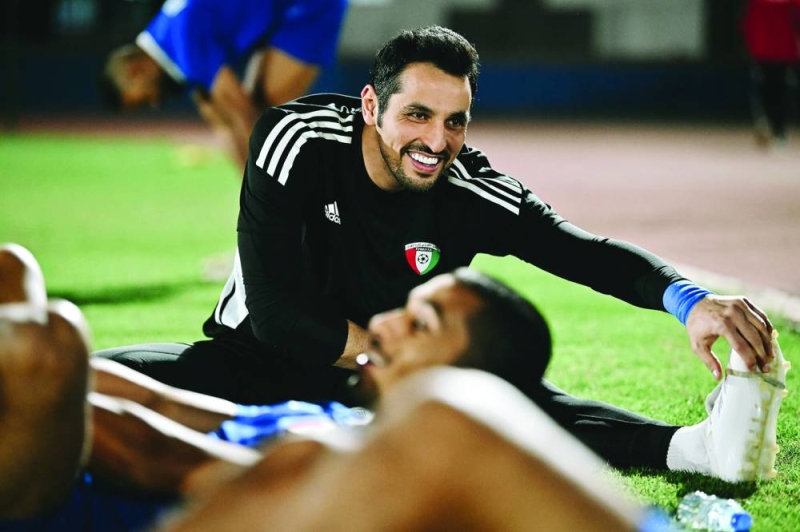 


الحارس الدولي خالد الرشيدي شارك في التدريبات أمس 