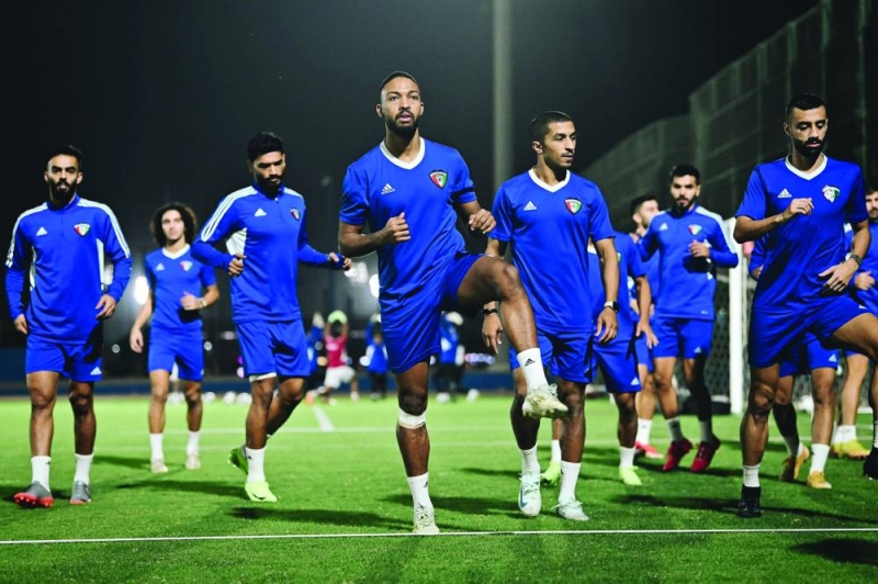 


جانب من تدريبات «الأزرق» 