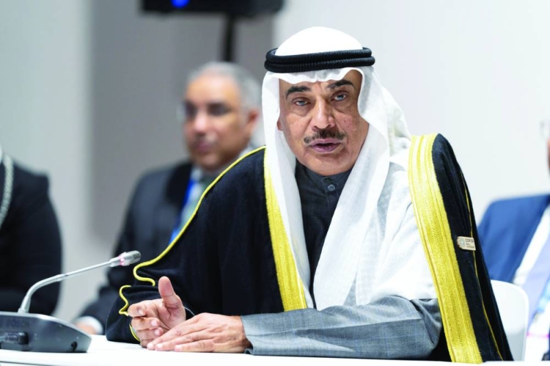 


ولي العهد يسدي نصائحه للفريق التفاوضي الكويتي 