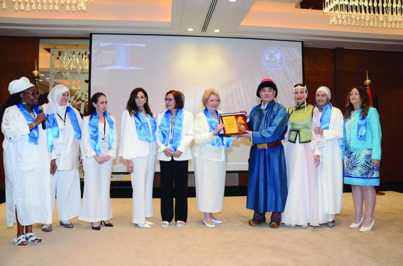 «المرأة الدولية» تُكرّم سفير منغوليا