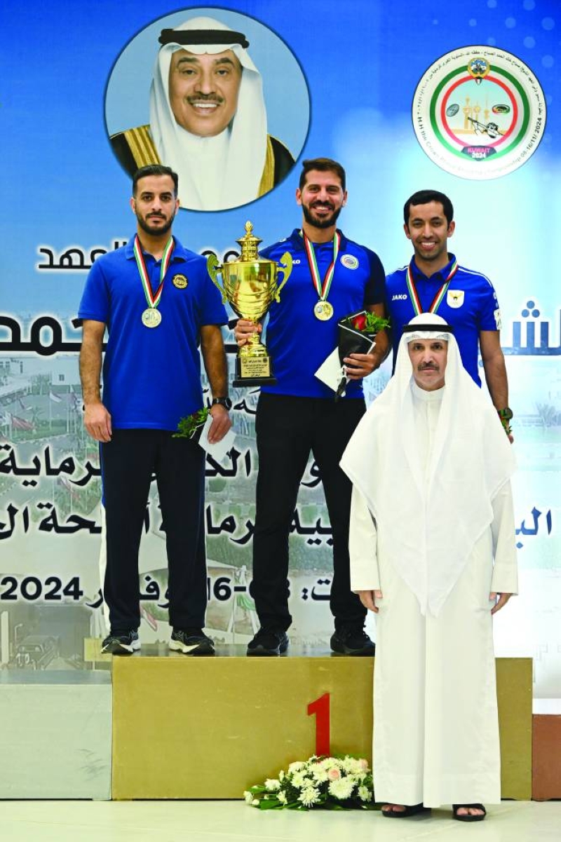 


عبيد العصيمي أمام الرماة المتوجين 