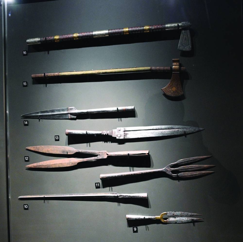 أدوات قديمة