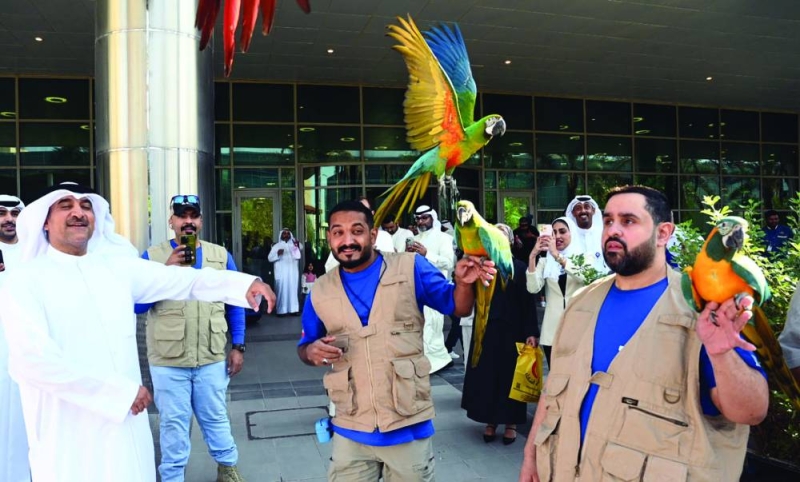 


فريق الطيور مشاركاً في المعرض 