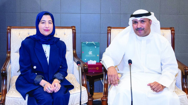 


المحمود والرباح في المؤتمر الصحافي 