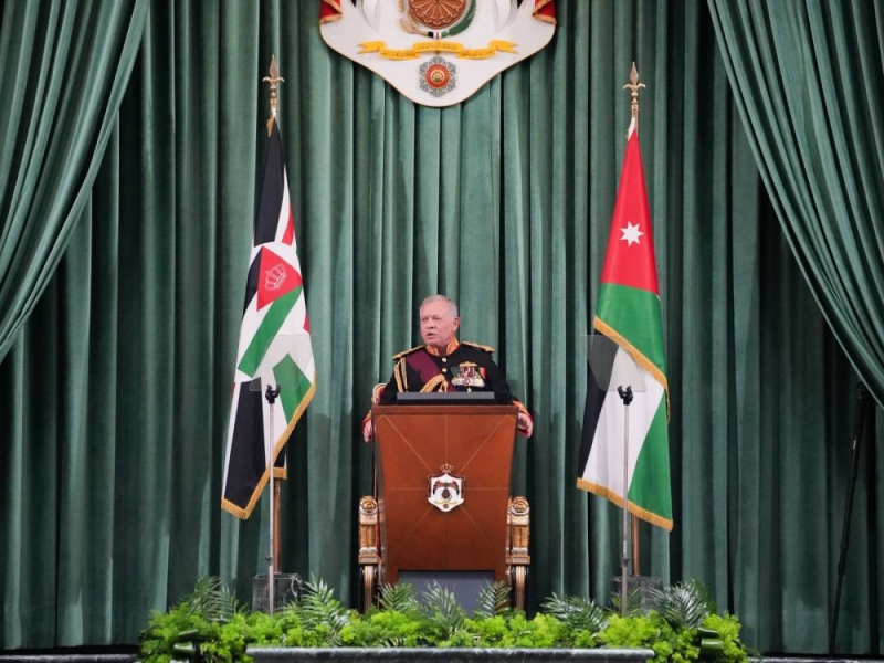 عبدالله الثاني يتحدث أمام مجلس الأمة