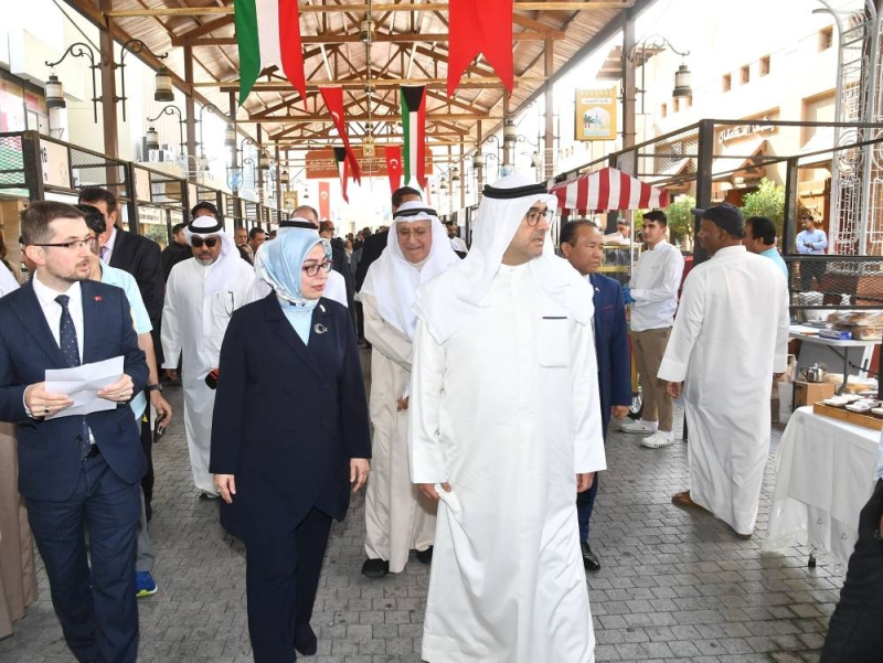 جولة في معرض المنتجات التركية 