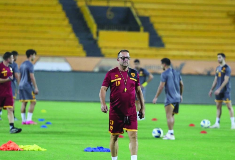 


المدرب بيتروفيتش في تدريب سابق لـ «الأصفر» 