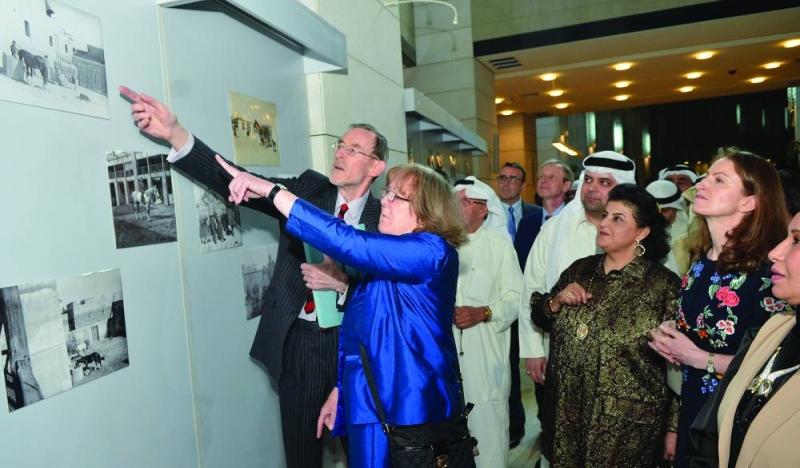 جانب من الجولة بالمعرض