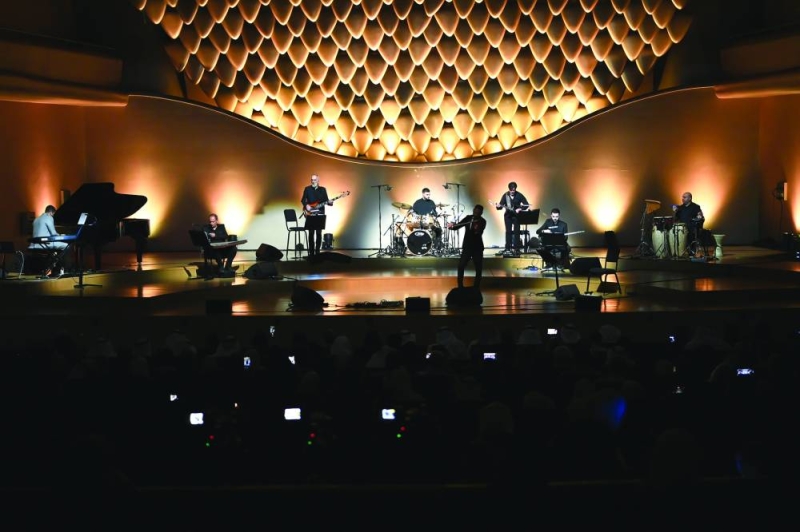 


من أجواء الحفل 