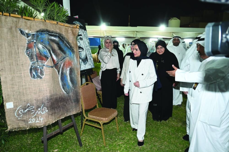 جولة على المعرض المرافق للاحتفالية 