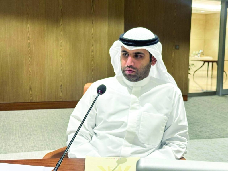 المحري خلال الاجتماع 