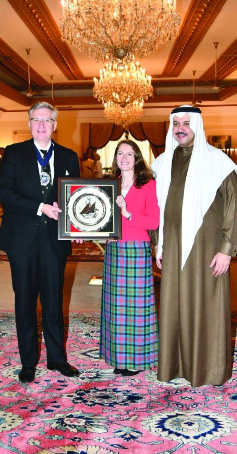 


مبارك العبدالله والسفيرة البريطانية وعمدة لندن 