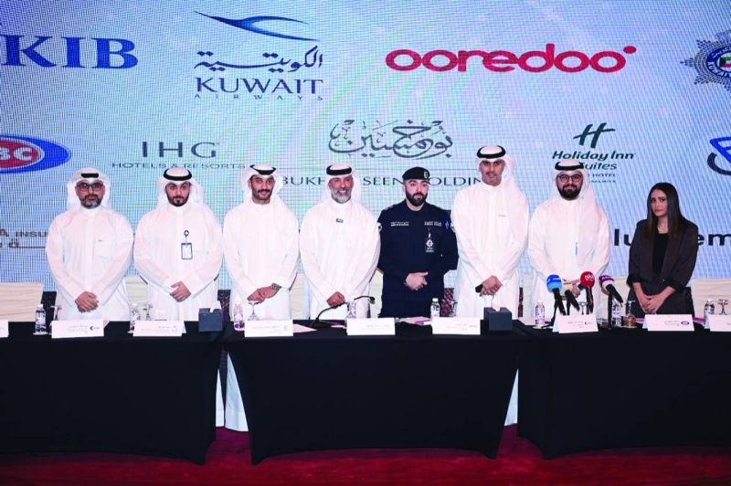 


المتحدثون في المؤتمر الصحافي 